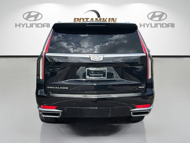 Used 2021 Cadillac Escalade Premium Luxury w/ LPO, Illumination Package RWD image 6