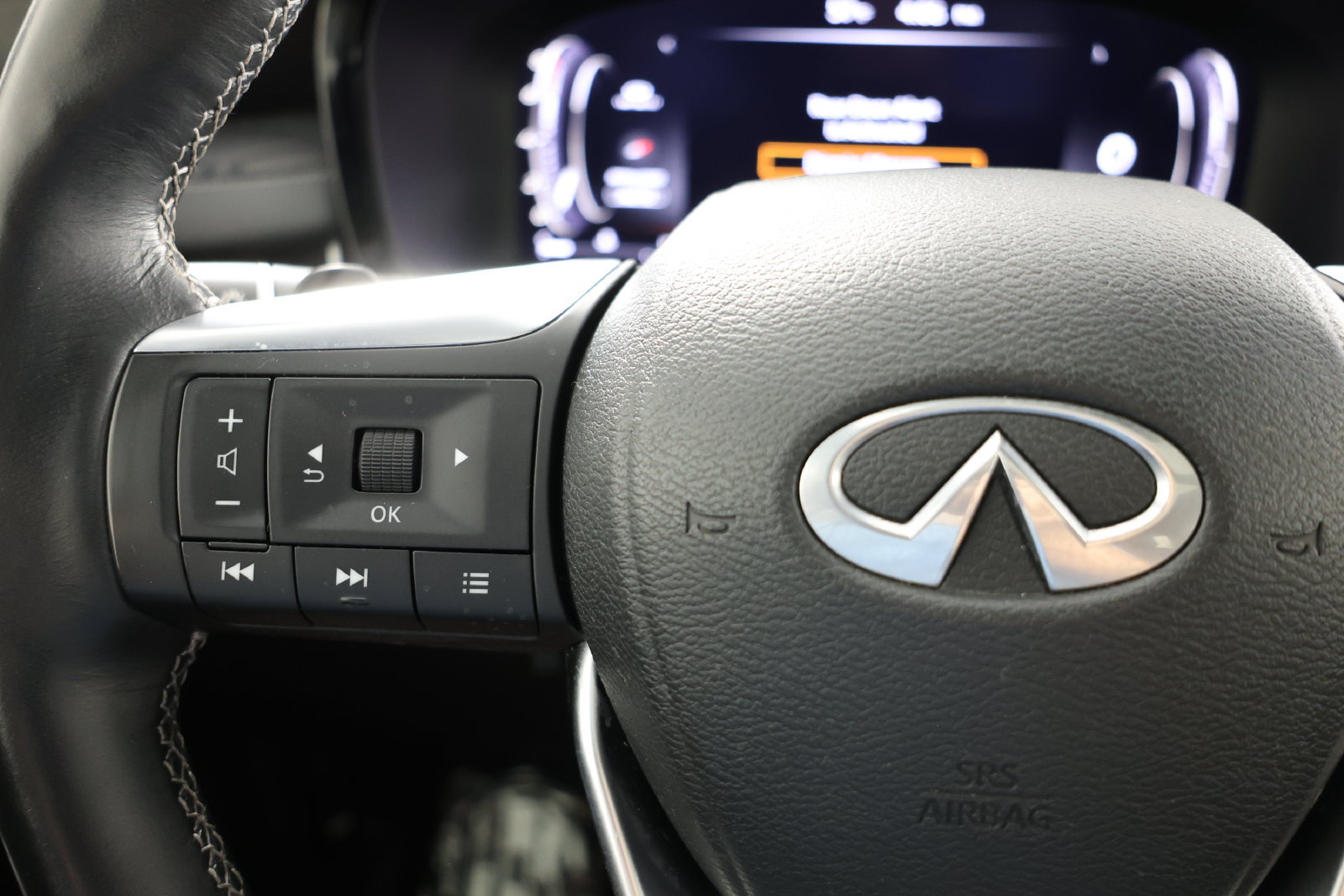 Used 2023 INFINITI QX60 Autograph AWD/4WD image 33