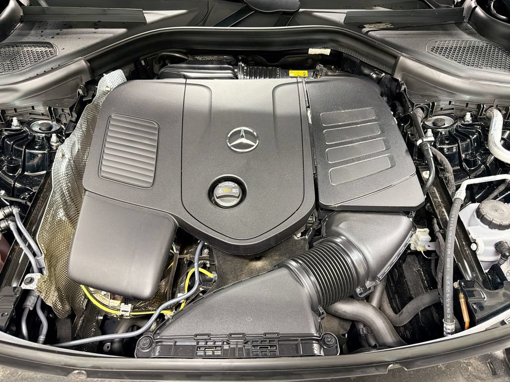 Certified 2026 Mercedes-Benz GLC 300 image 31