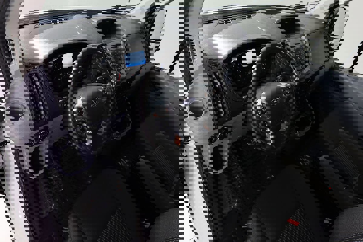 Used 2019 Ford Transit 150 XLT image 19