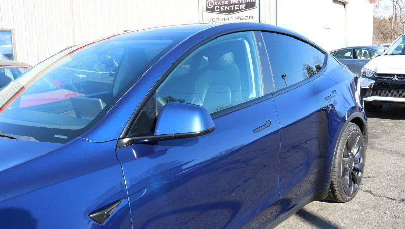 Used 2022 Tesla Model Y Performance AWD/4WD image 3