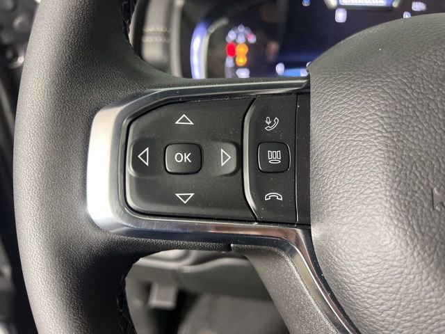 New 2026 RAM 2500 Laramie AWD/4WD image 18