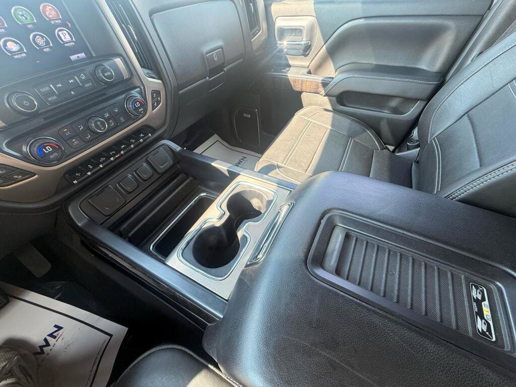 Used 2016 GMC Sierra 1500 Denali w/ Denali Ultimate Package AWD/4WD image 27