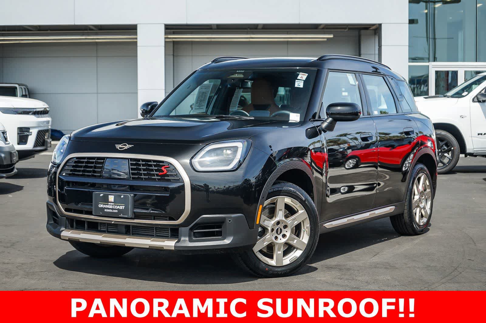 Used 2025 MINI Cooper Countryman S image 1