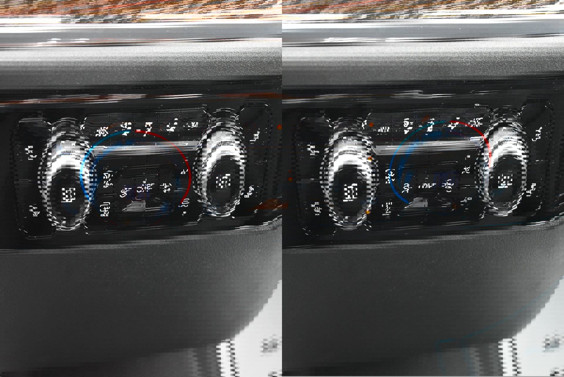 Used 2023 GMC Sierra 1500 Elevation AWD/4WD image 28