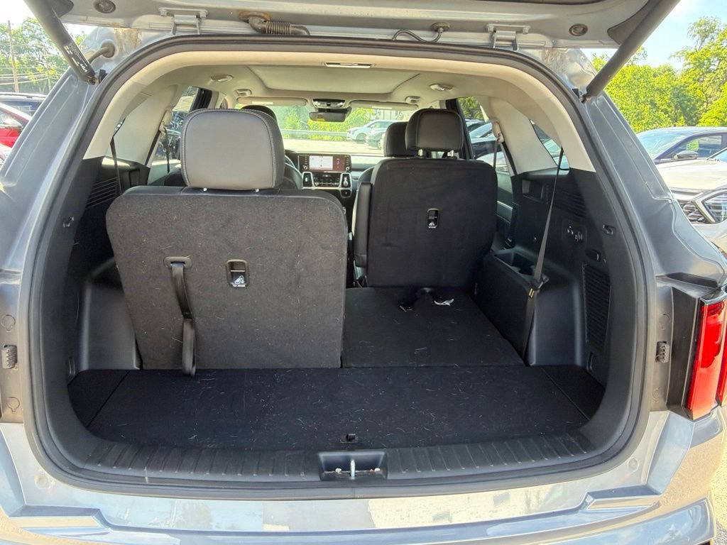 Certified 2023 Kia Sorento SX AWD/4WD image 12
