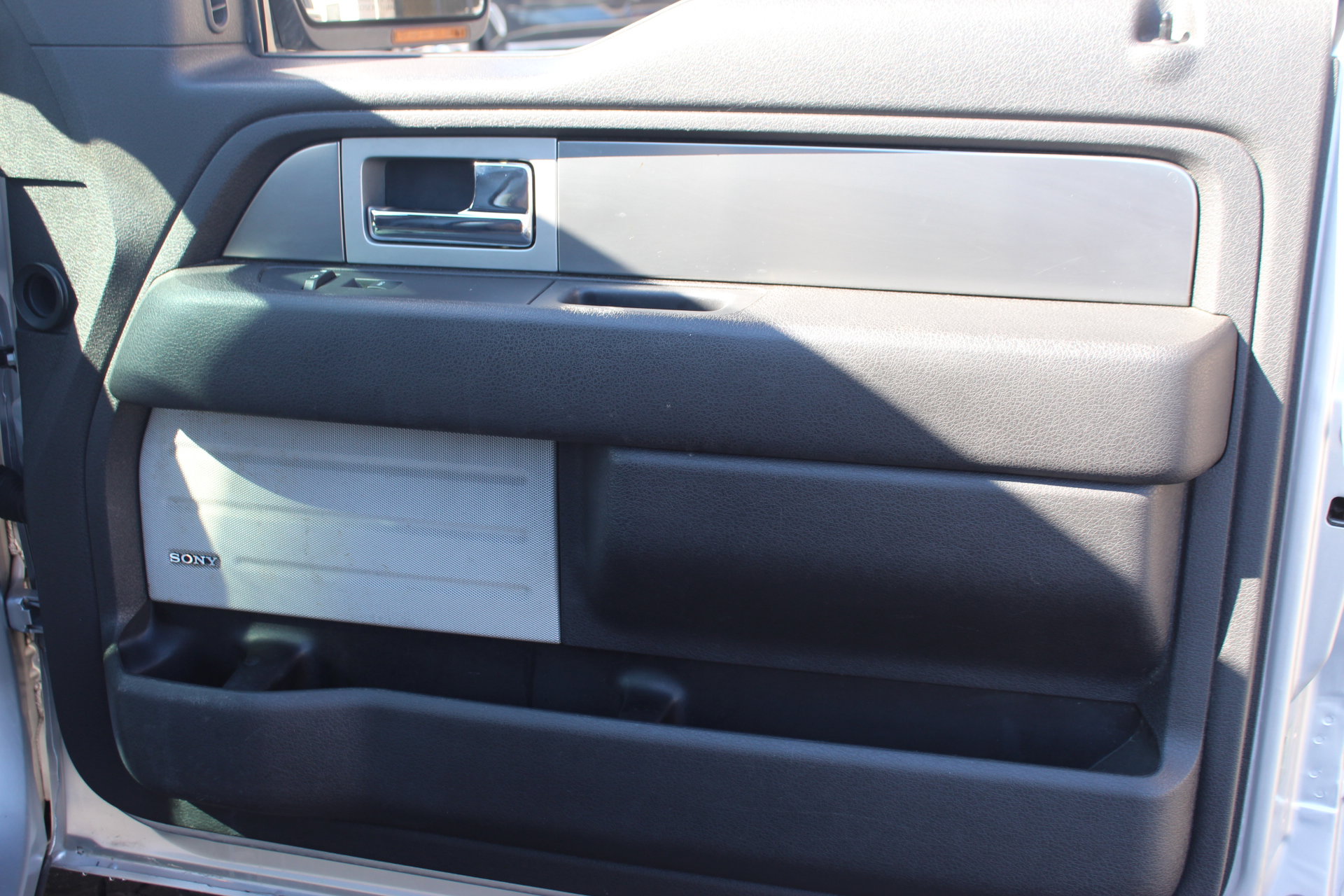 Used 2014 Ford F150 Raptor w/ Equipment Group 801A Luxury image 34