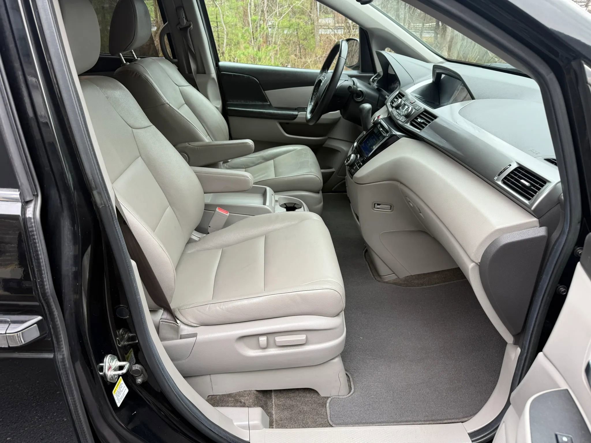 Used 2014 Honda Odyssey EX-L image 12