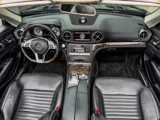 Used 2013 Mercedes-Benz SL 550 image 30