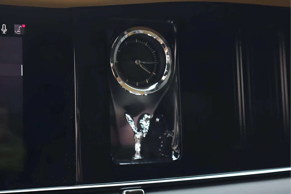 Used 2026 Rolls-Royce Cullinan AWD/4WD image 13