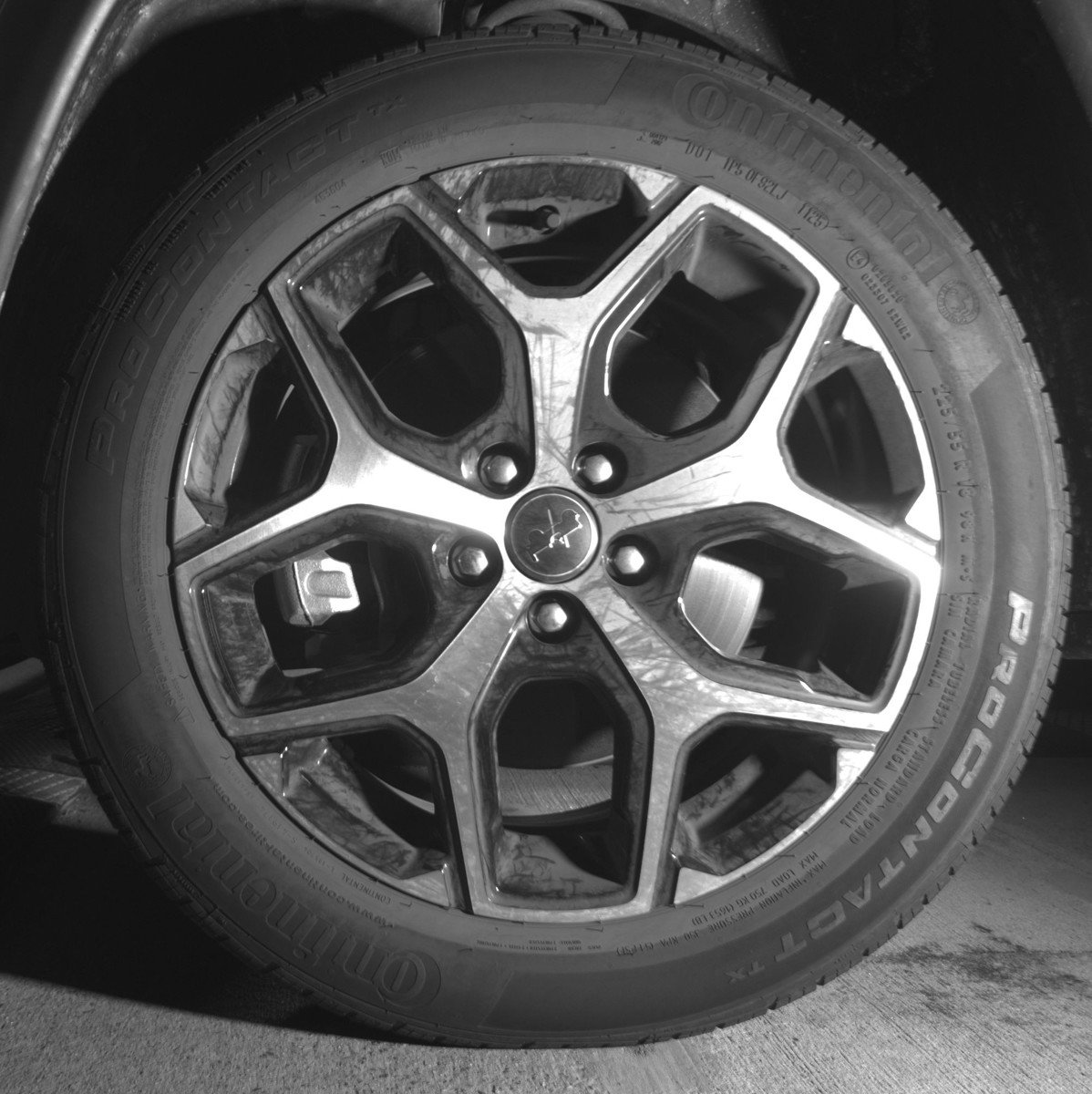 Used 2025 Jeep Compass Limited image 12