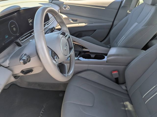 Used 2023 Hyundai Elantra SEL w/ Convenience Package image 22