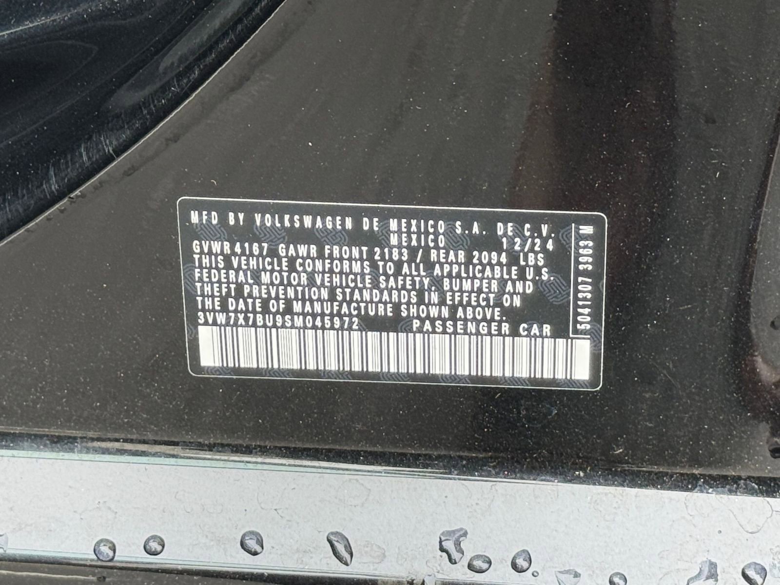 Used 2025 Volkswagen Jetta SE image 28