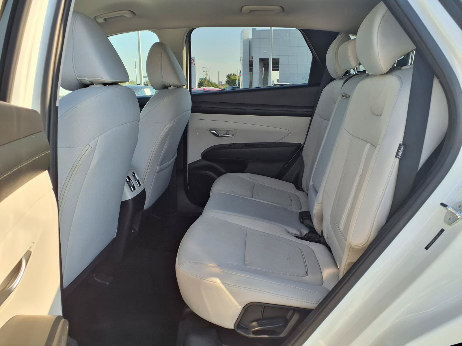 Used 2025 Hyundai Tucson SEL FWD image 24