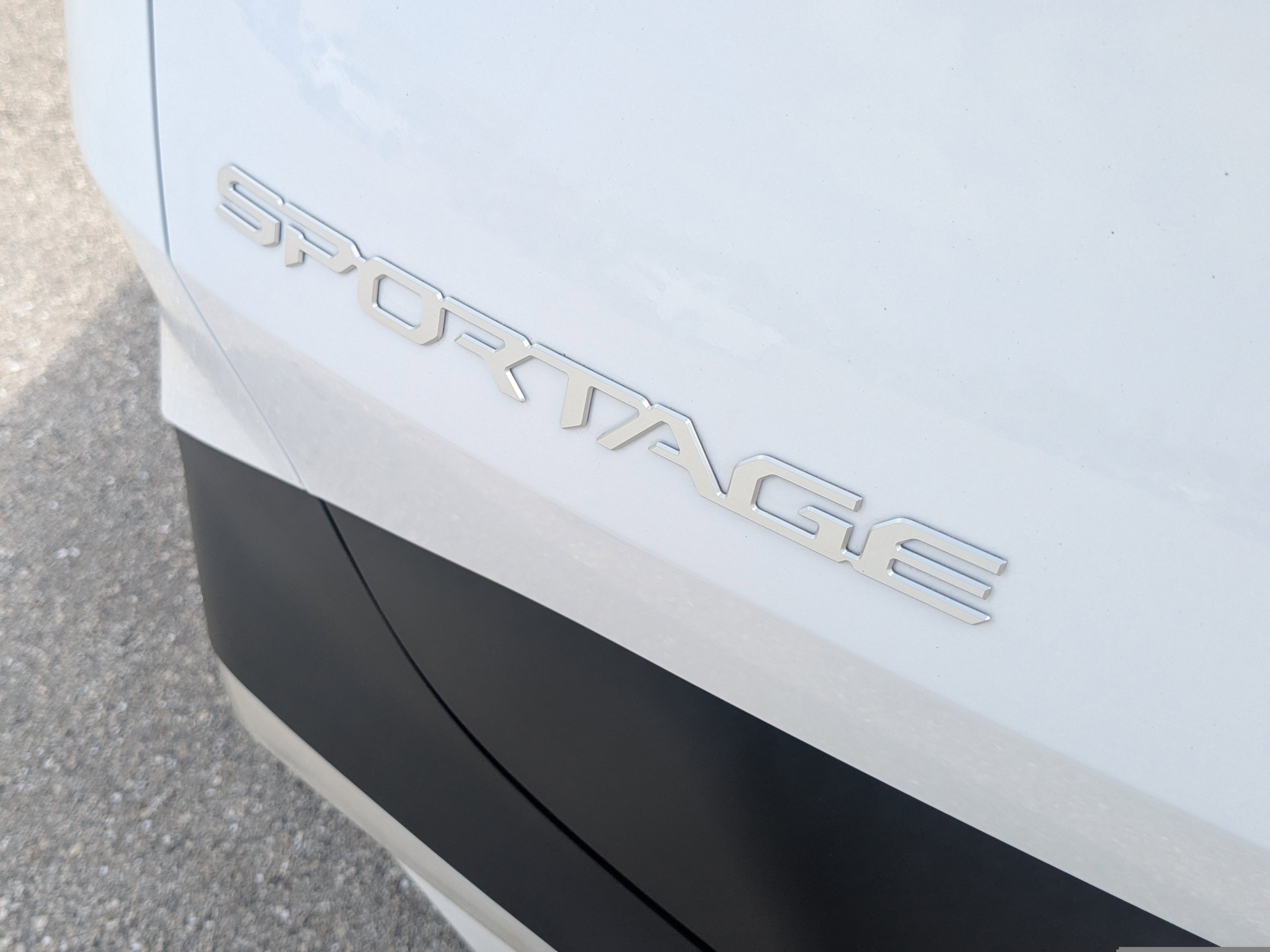 Certified 2025 Kia Sportage EX image 13