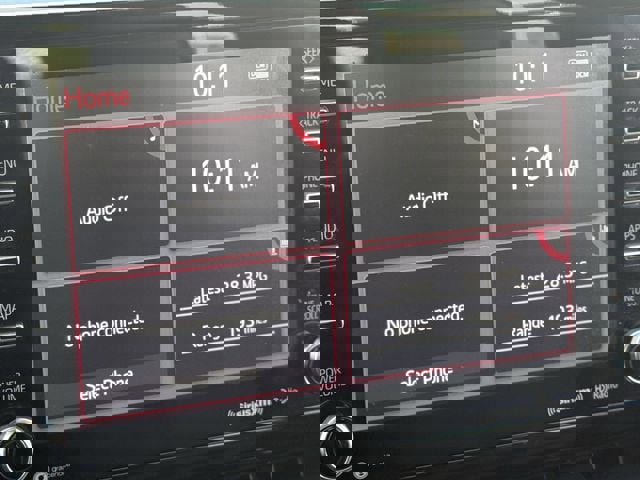 Used 2021 Toyota Corolla XLE w/ Carpet Mat Package (TMS) image 19