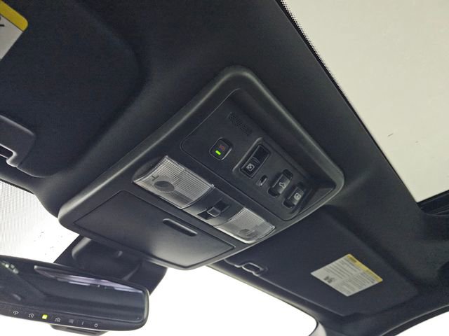 Used 2020 Nissan Titan PRO-4X w/ Pro-4x Convenience Package image 35