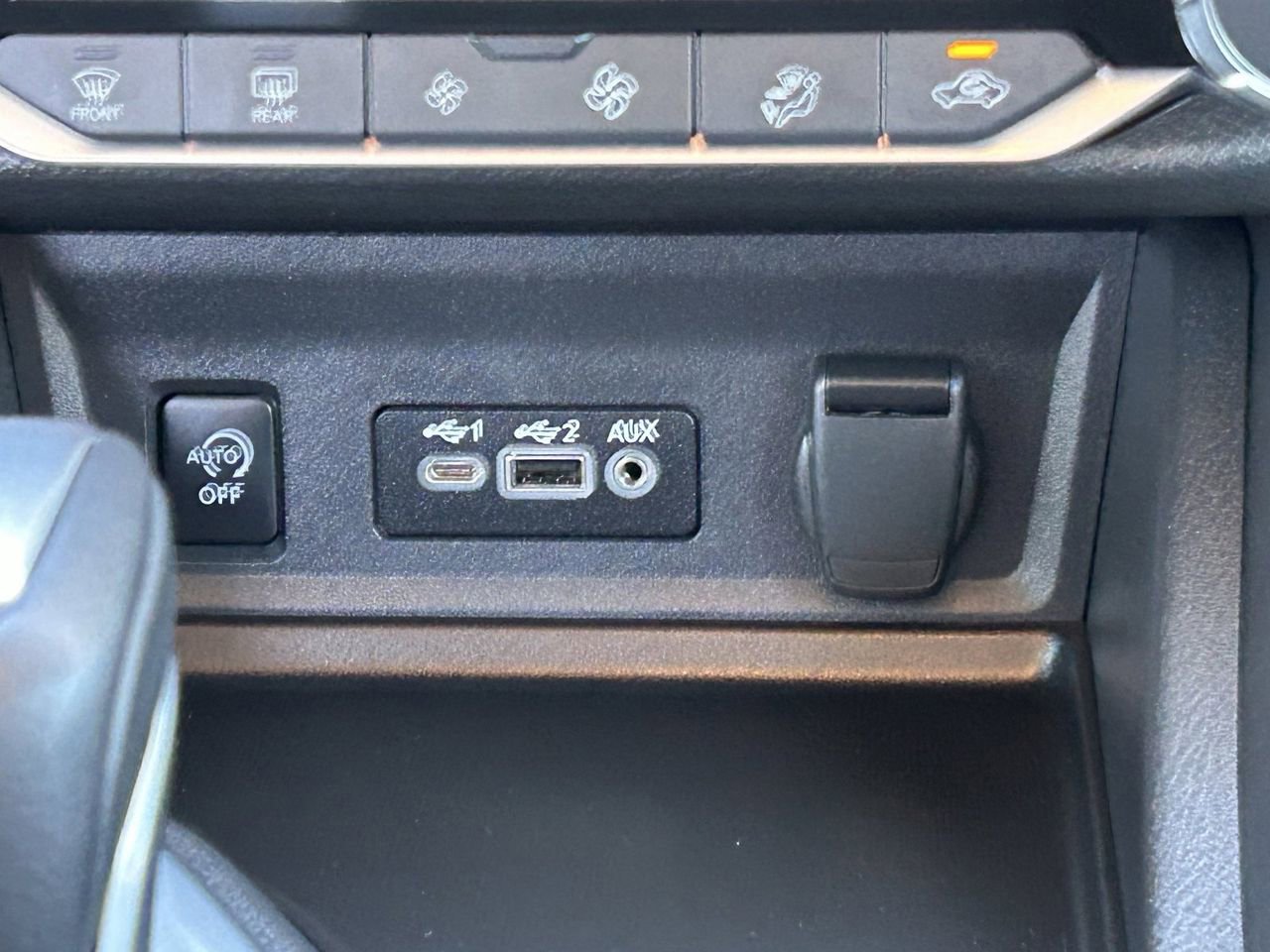 Certified 2025 Nissan Sentra SR image 21