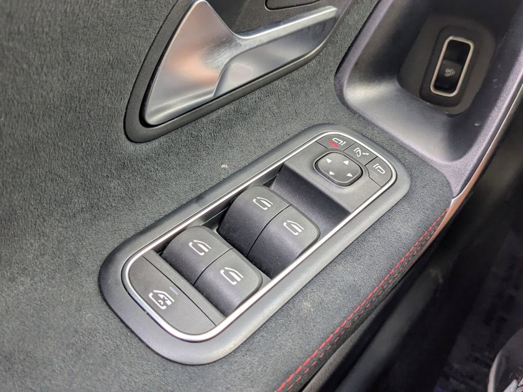 Certified 2022 Mercedes-Benz A 220 4MATIC image 11