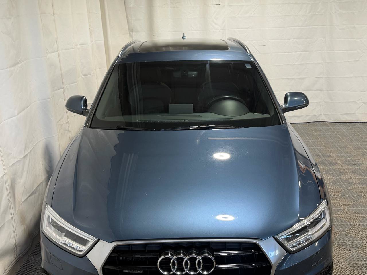Used 2018 Audi Q3 2.0T Premium Plus w/ Premium Plus Package AWD/4WD image 3