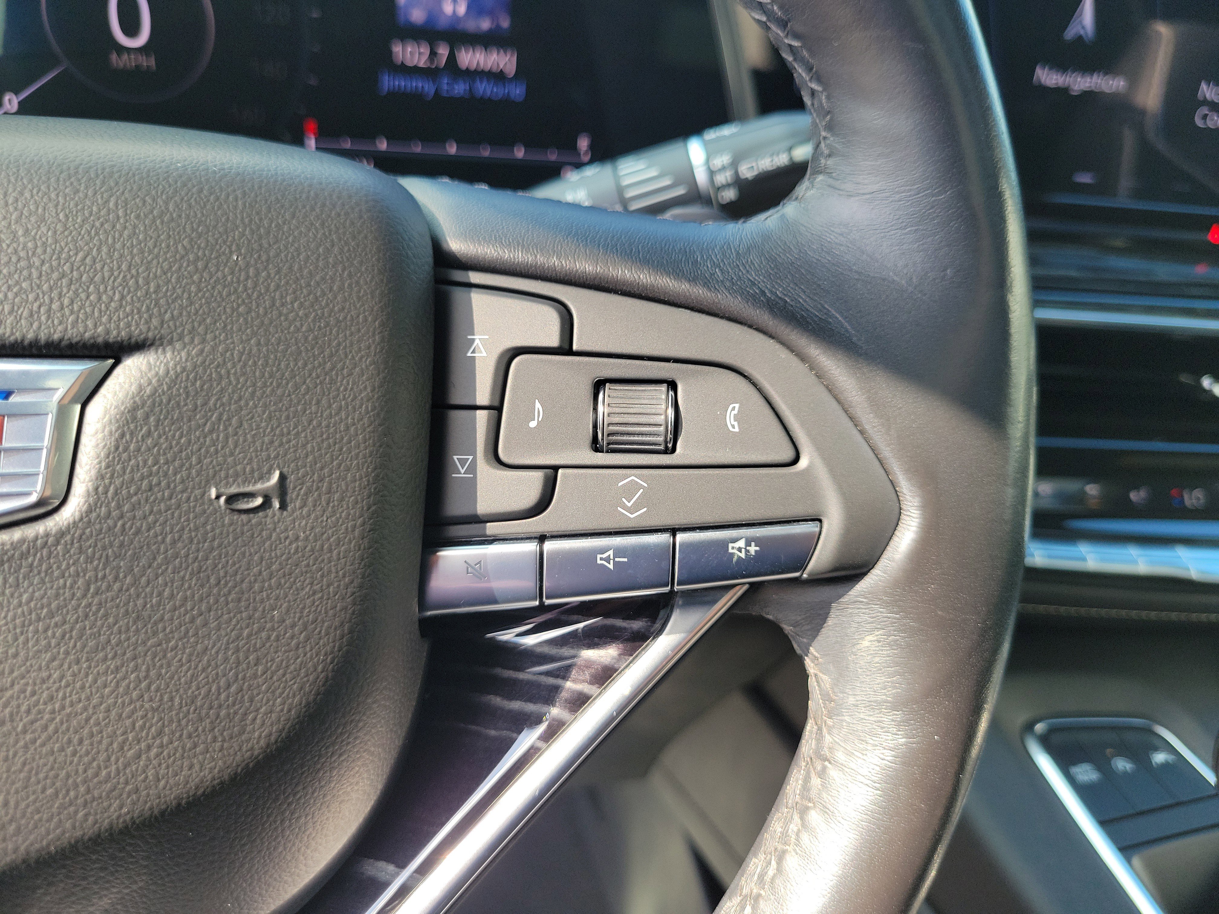 Used 2021 Cadillac Escalade Sport w/ Driver Assist Tech Package image 22