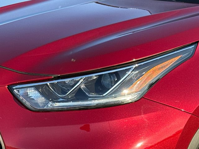 Used 2023 Toyota Highlander Platinum image 4