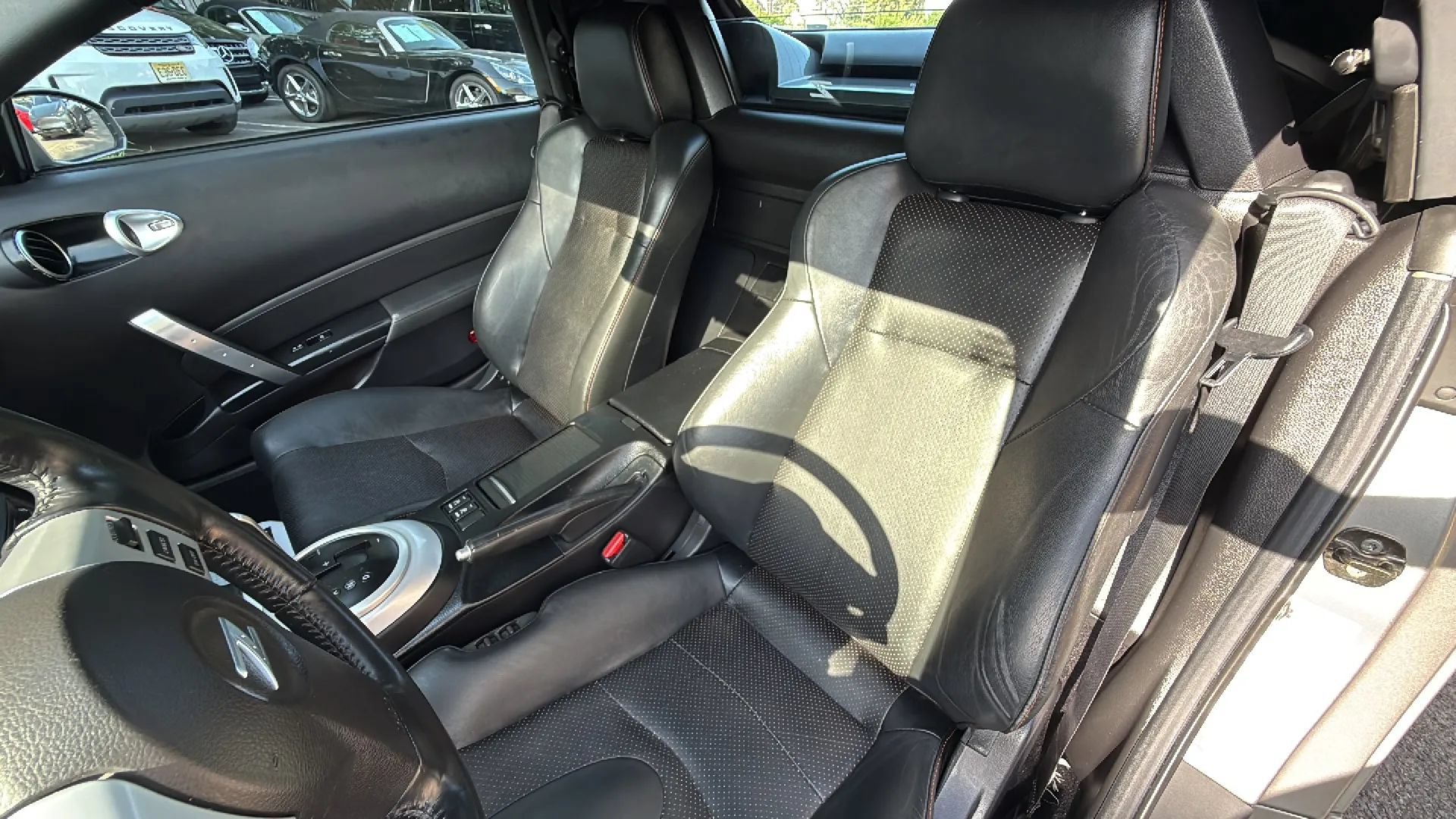 Used 2007 Nissan 350Z Touring RWD image 19
