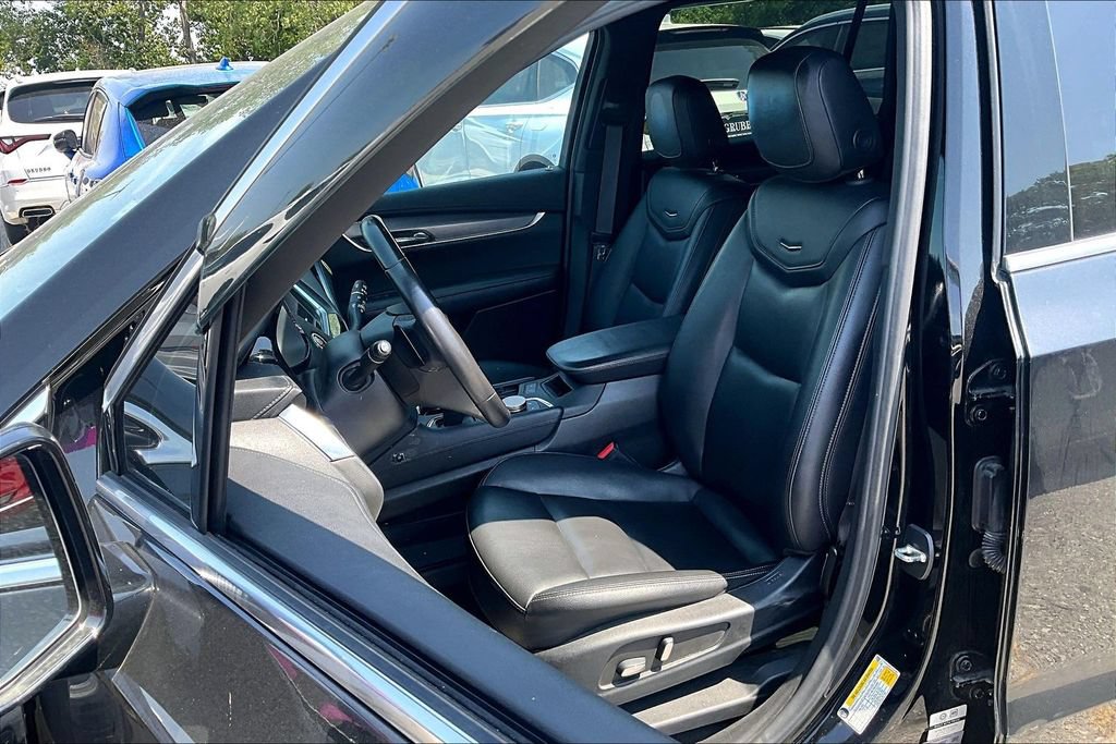 Used 2023 Cadillac XT6 Luxury FWD image 33