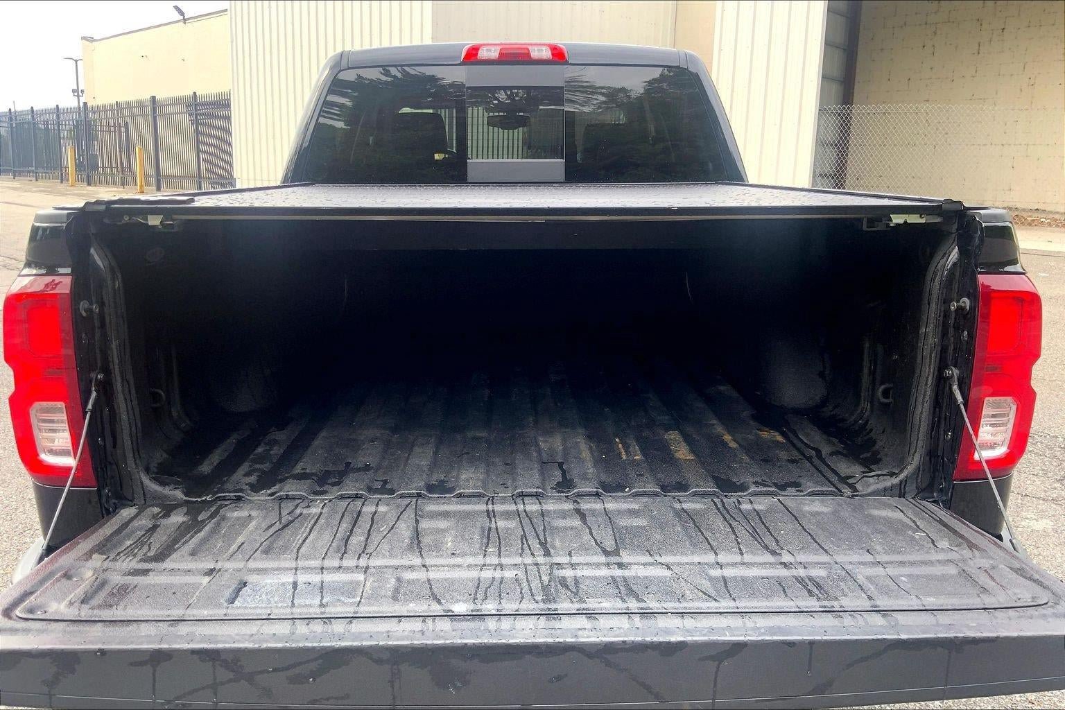 Used 2018 Chevrolet Silverado 1500 LTZ w/ Sport Package AWD/4WD image 4