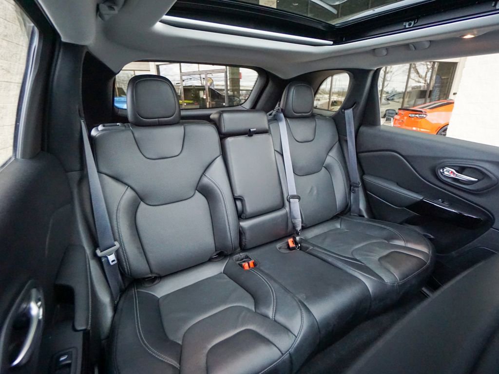 Used 2023 Jeep Cherokee Altitude Lux w/ Lux Elite Package image 36