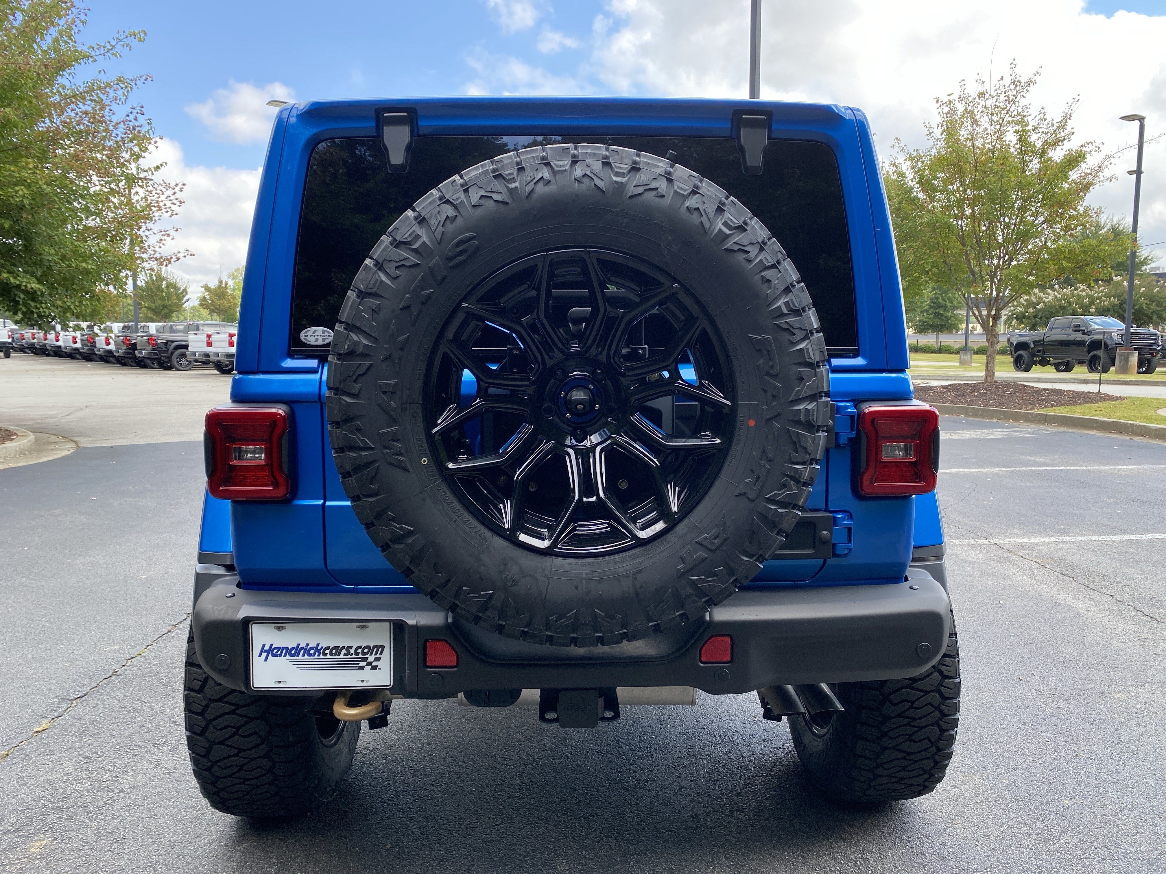 Used 2023 Jeep Wrangler Unlimited Rubicon 392 w/ Trailer Tow Package AWD/4WD image 8