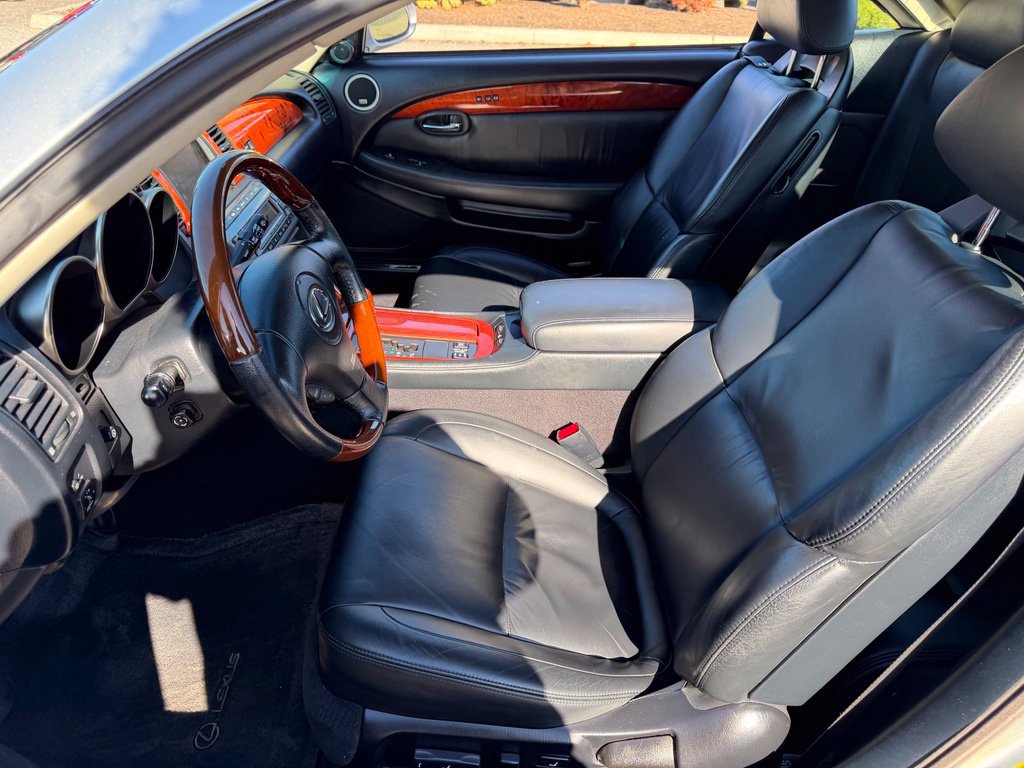 Used 2003 Lexus SC 430 Convertible RWD image 13