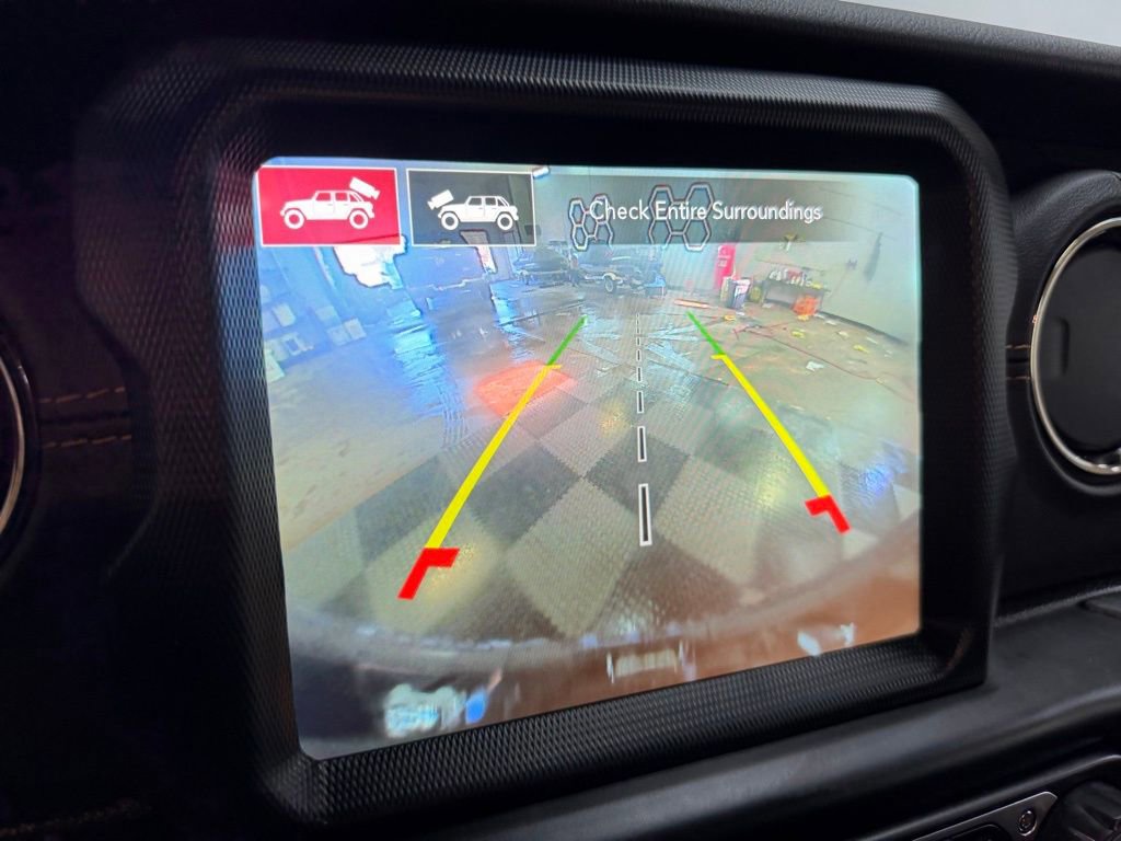 Used 2022 Jeep Wrangler Unlimited Sahara image 27