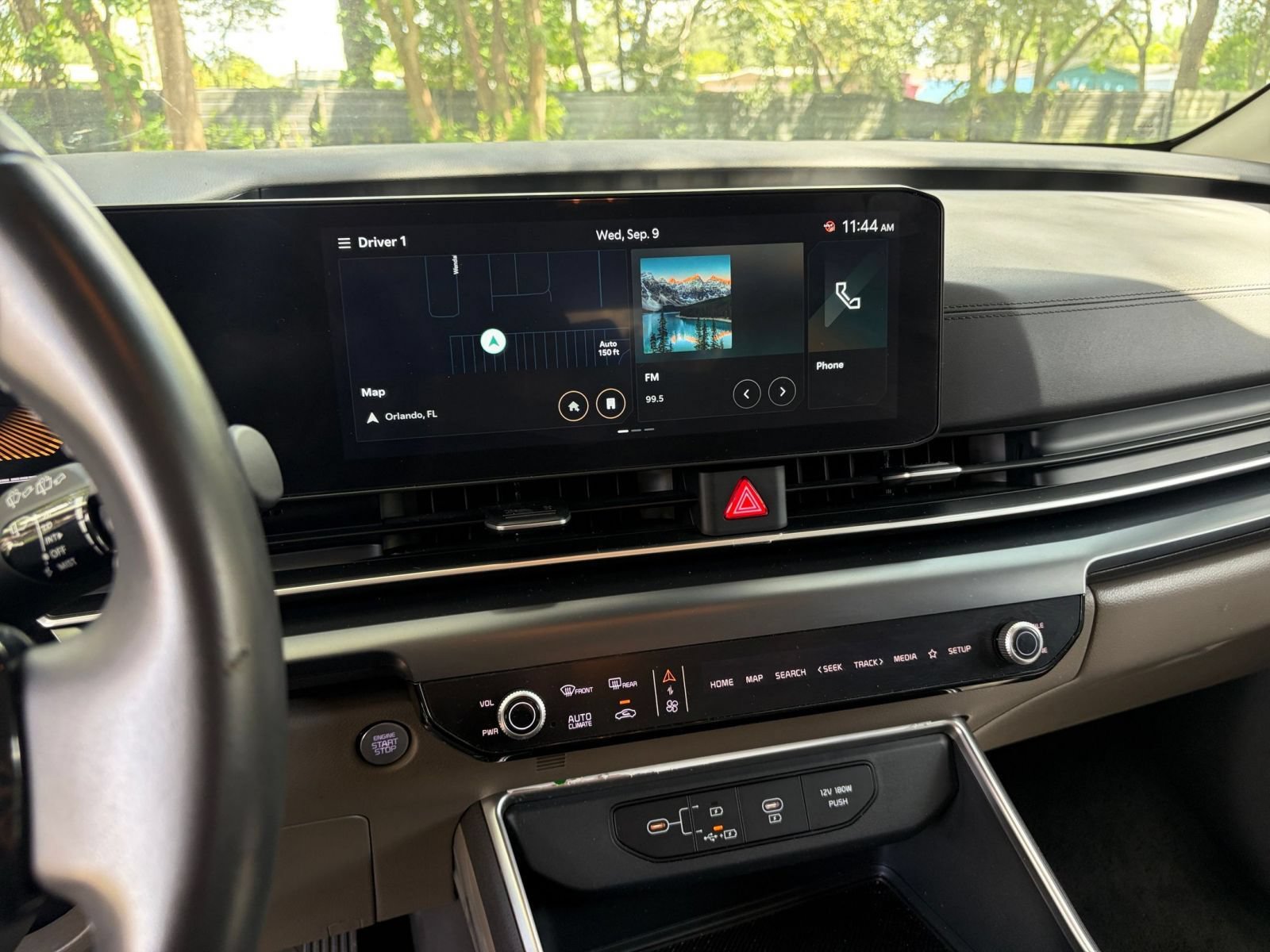 Used 2026 Kia Carnival FWD image 21