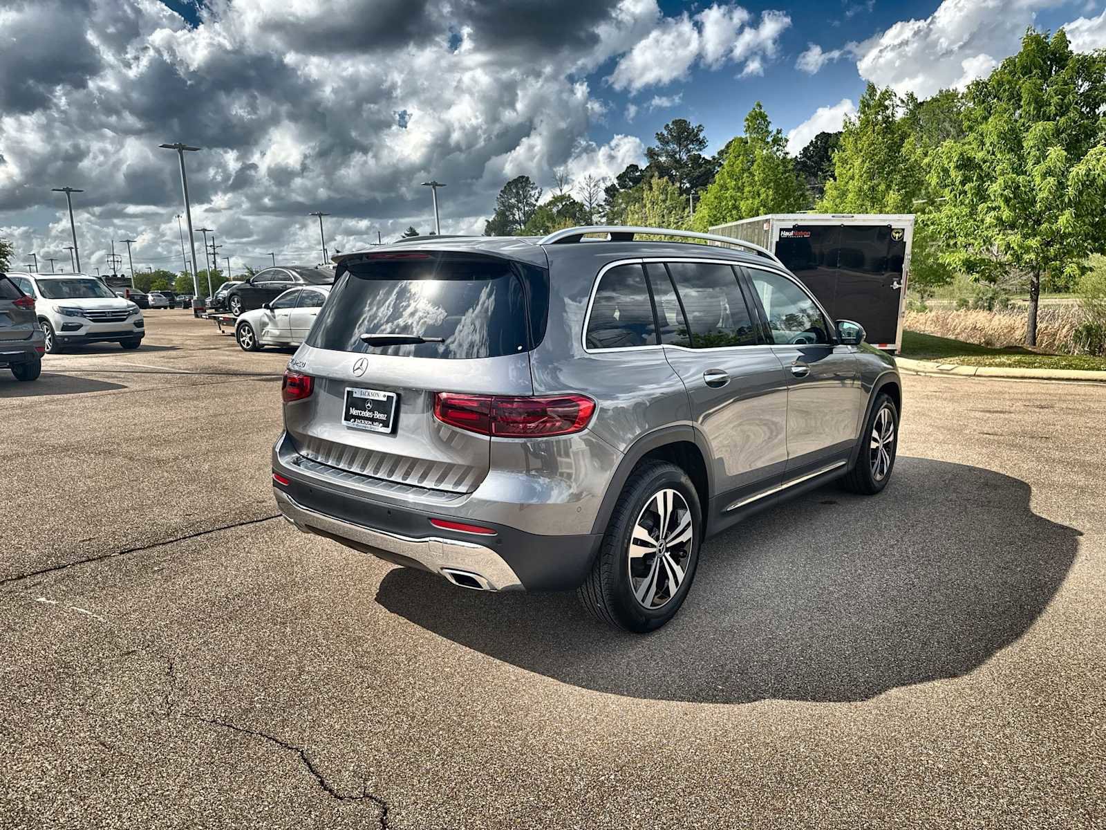 Used 2025 Mercedes-Benz GLB 250 image 8