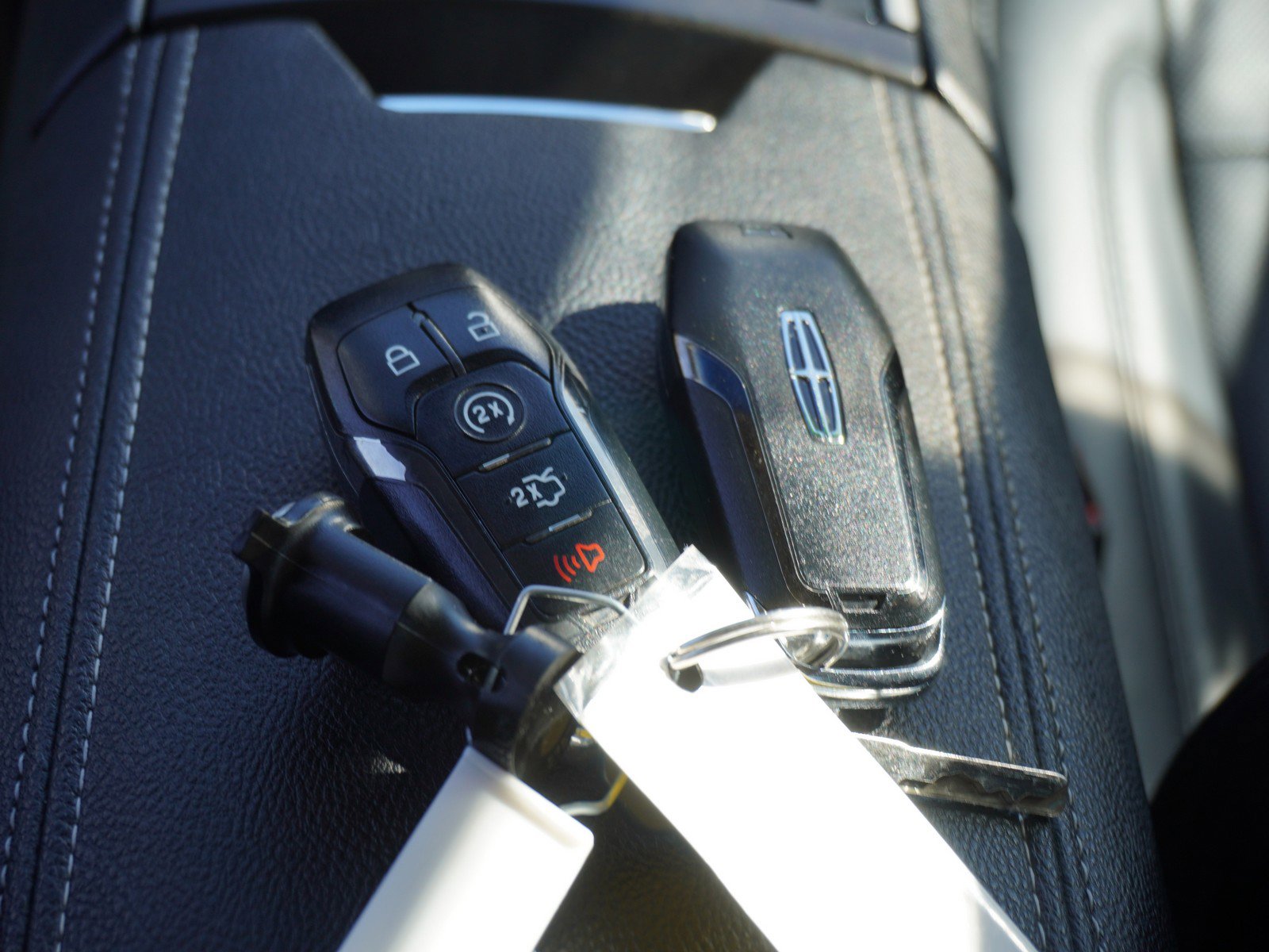 Used 2016 Lincoln MKZ w/ Equipment Group 300A Reserve image 18