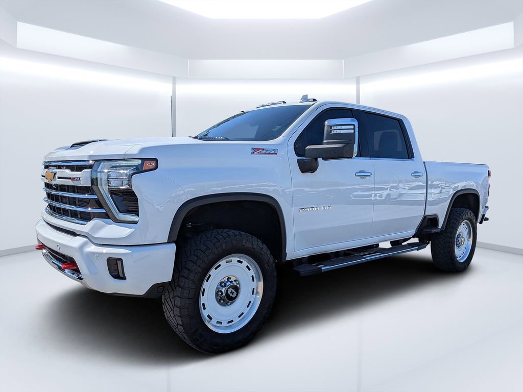 Used 2025 Chevrolet Silverado 2500 LTZ w/ Z71 Chrome Sport Edition image 7