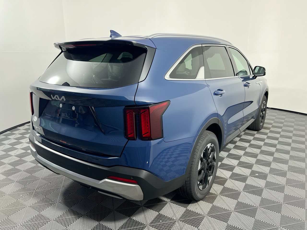 New 2026 Kia Sorento S FWD image 3