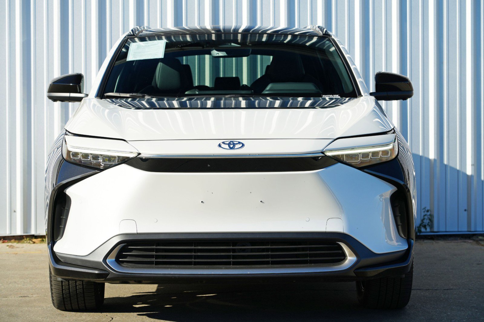 Used 2024 Toyota bZ4X Limited image 5