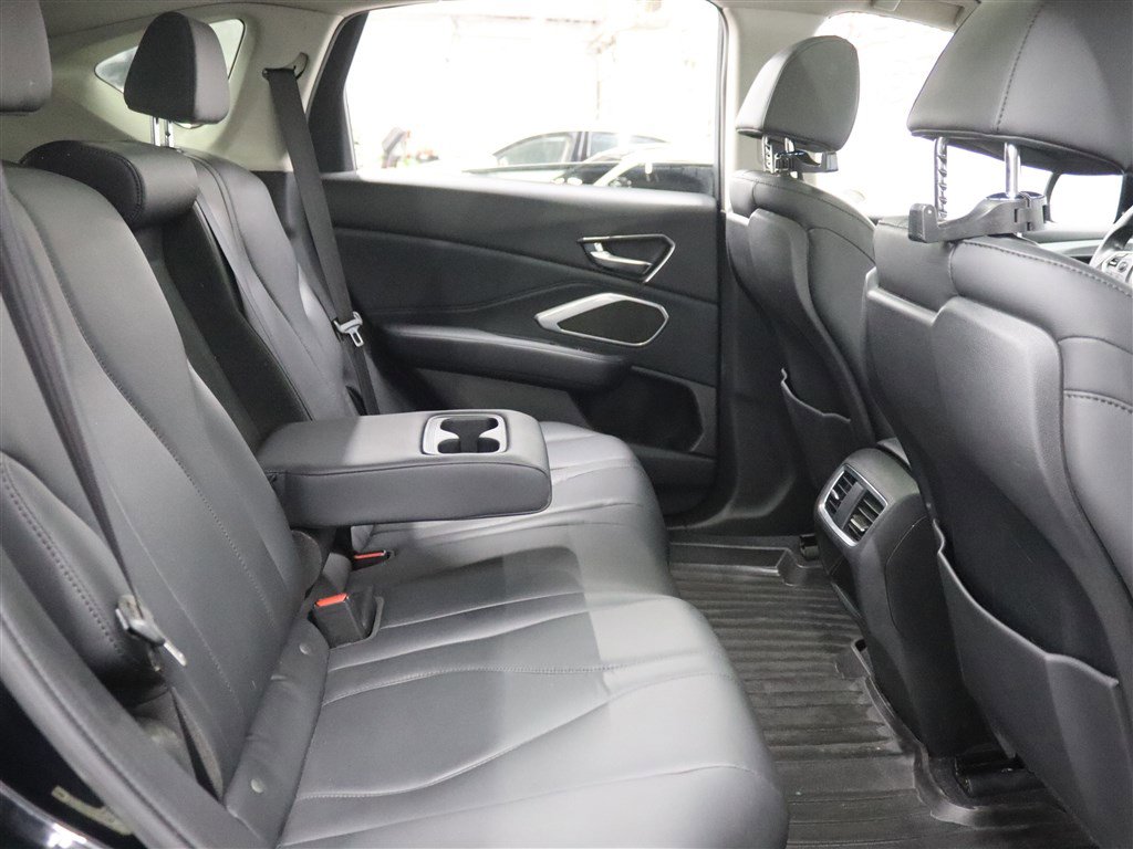 Used 2019 Acura RDX SH-AWD image 15
