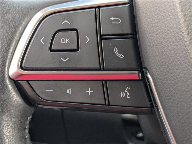 Used 2021 Toyota Highlander Platinum AWD/4WD image 10