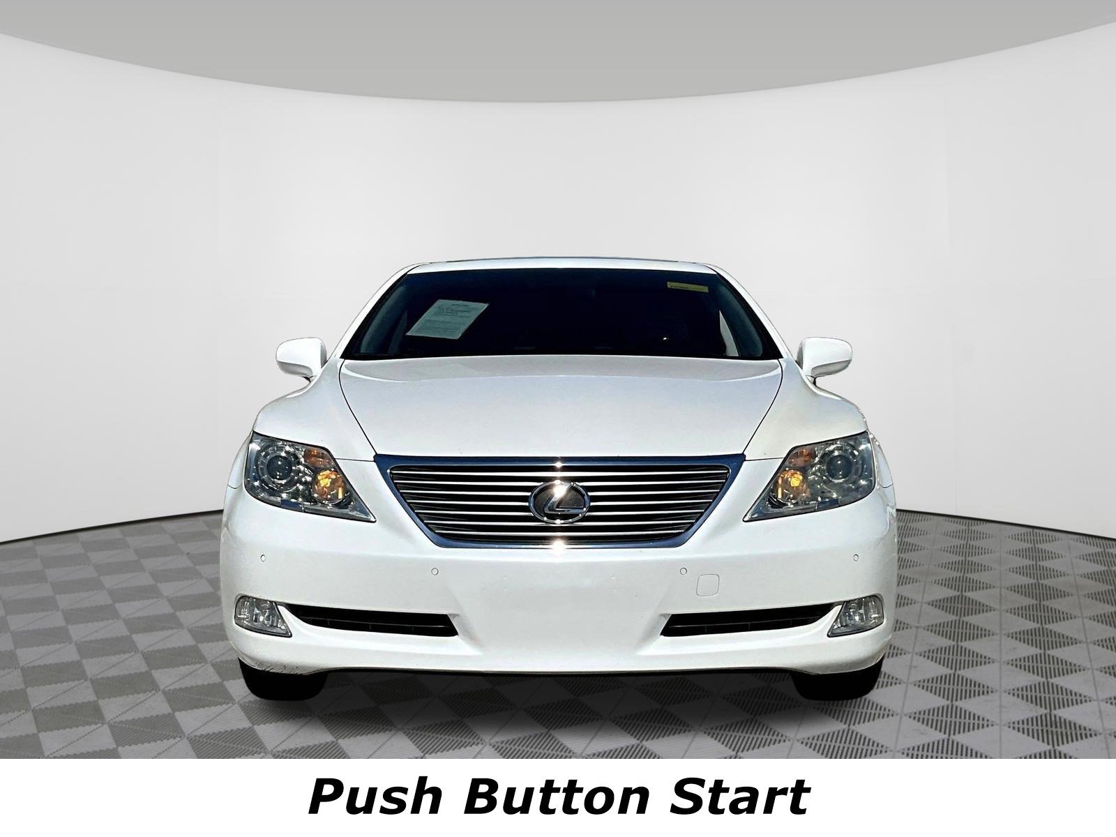 Used 2009 Lexus LS 460 RWD image 2