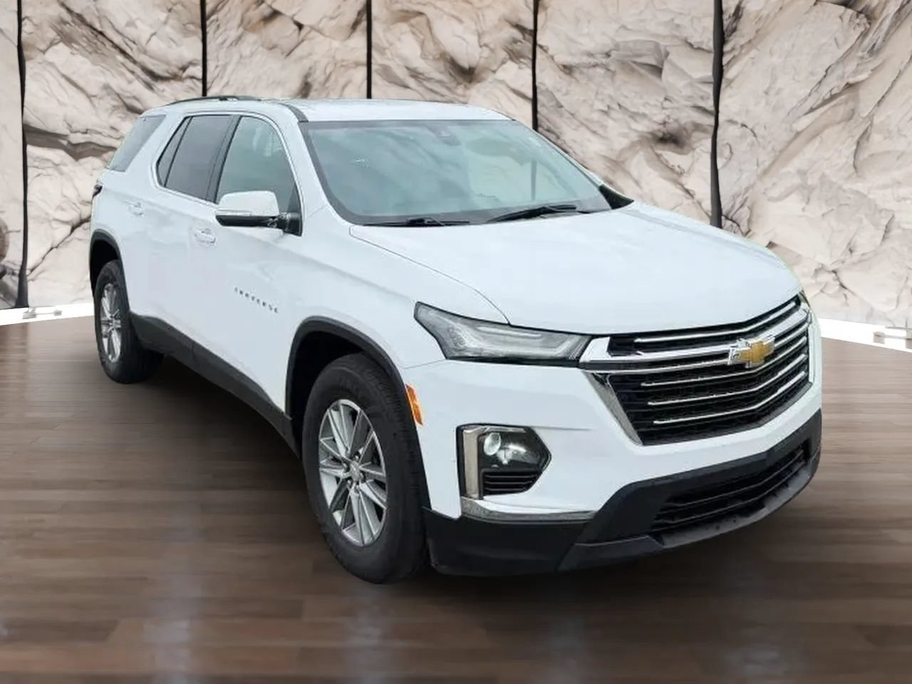 Used 2022 Chevrolet Traverse LT