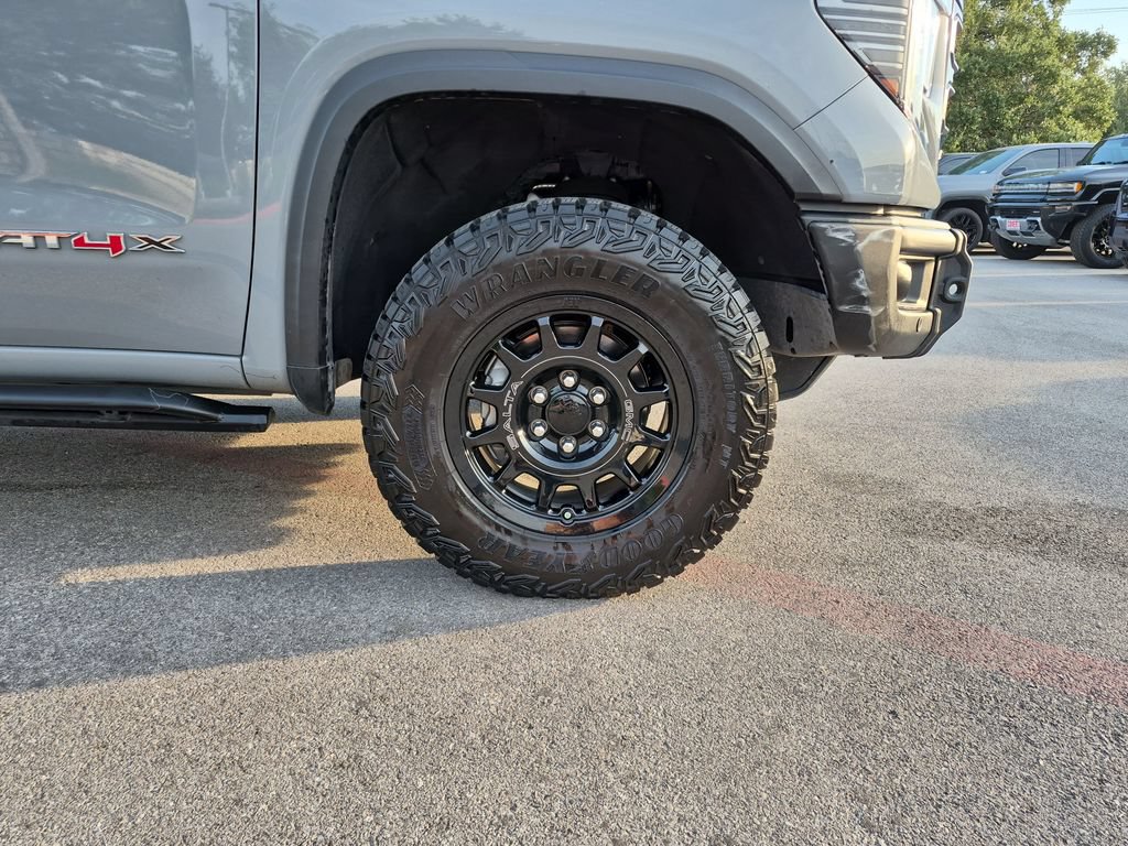 Used 2024 GMC Sierra 1500 AT4X w/ AT4X AEV Edition AWD/4WD image 18