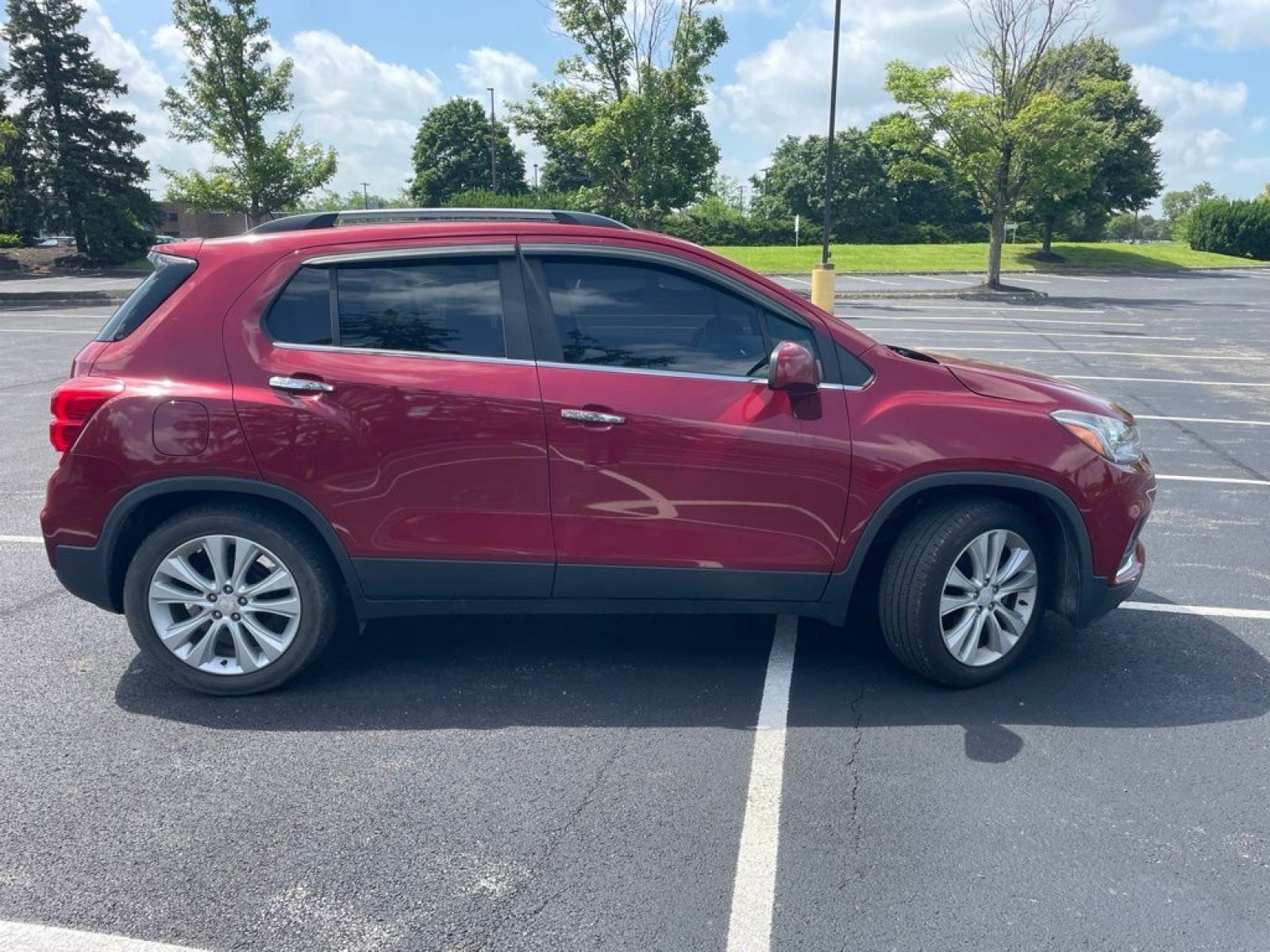 Used 2018 Chevrolet Trax Premier FWD image 4