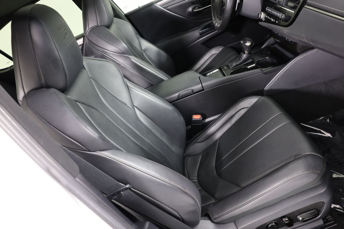 Used 2023 Lexus ES 350 F Sport w/ Accessory Package (Z2) FWD image 40
