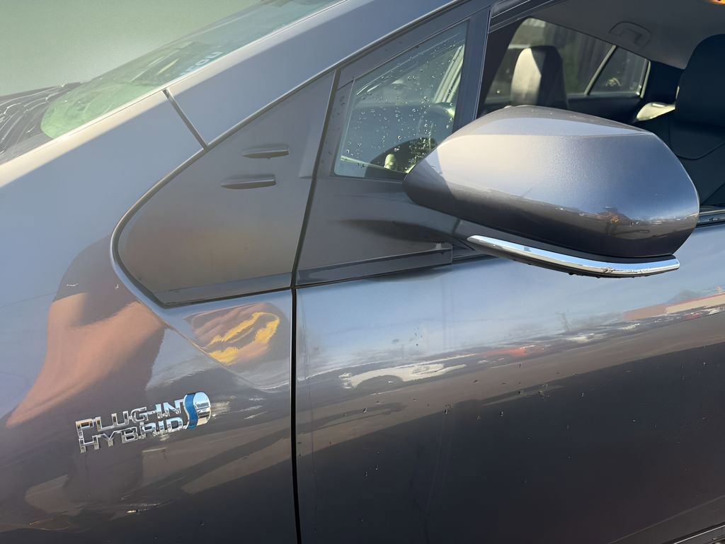 Used 2021 Toyota Prius Prime XLE FWD image 24