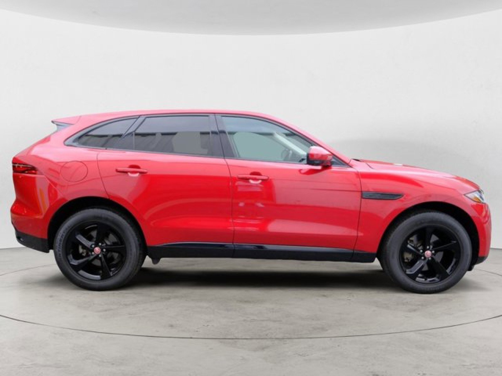 Used 2021 Jaguar F-PACE S image 6