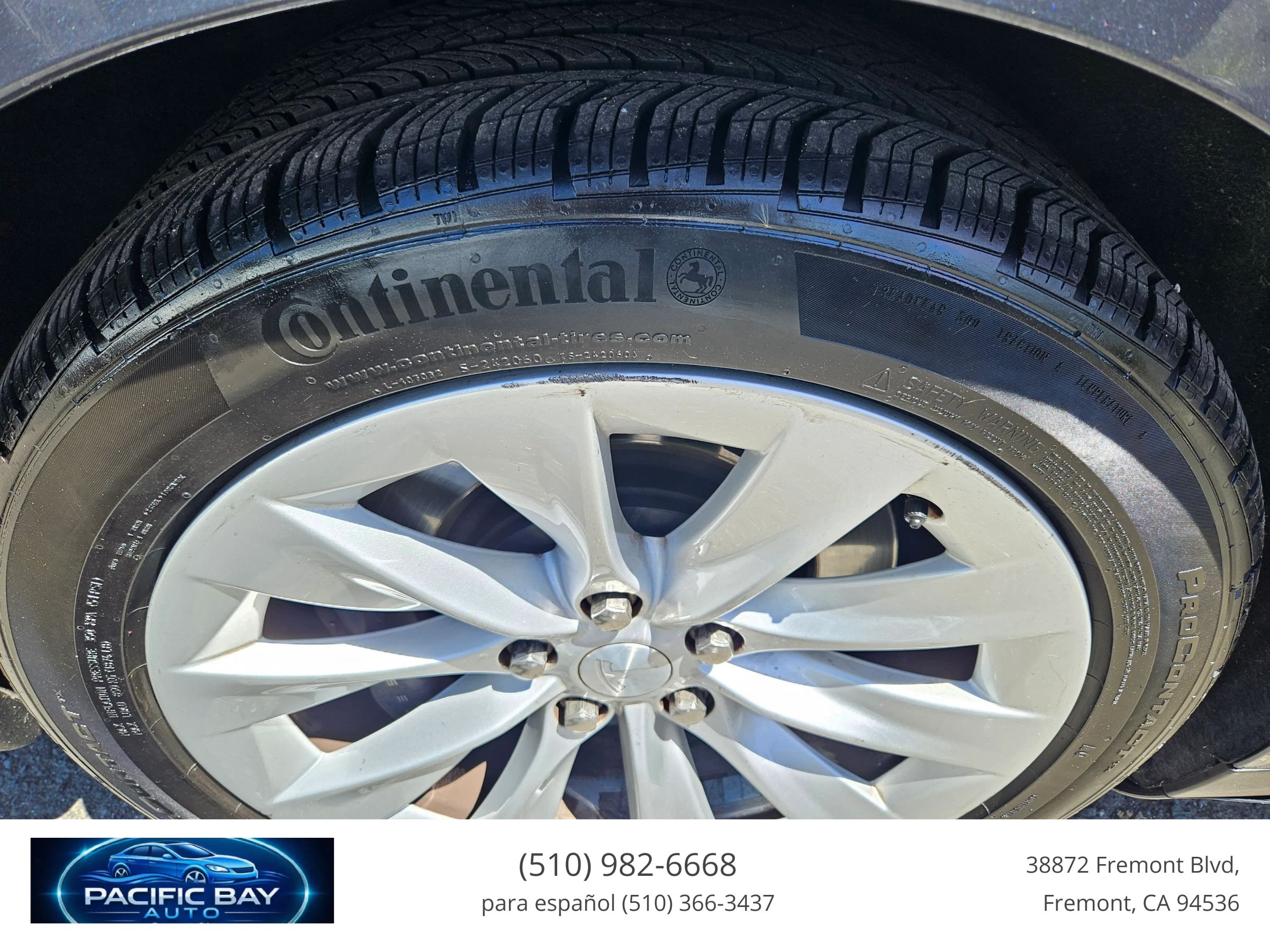 Used 2016 Tesla Model S 70 RWD image 28