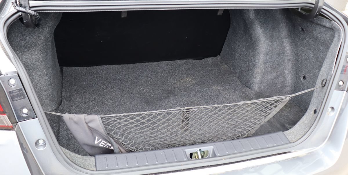 Used 2024 Nissan Versa S w/ Trunk Package FWD image 25
